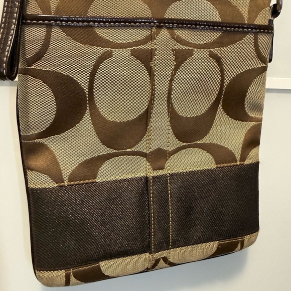 Vintage Y2K Coach Signature Canvas Crossbody Bag - Picture 3 of 7
